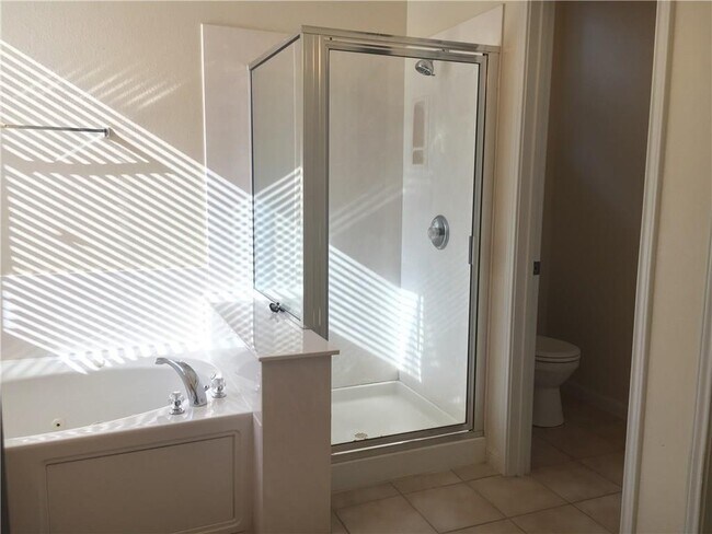 Building Photo - 13212 Kenswick Dr