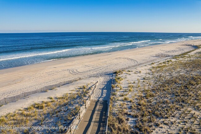 Building Photo - 41 Dune Terrace