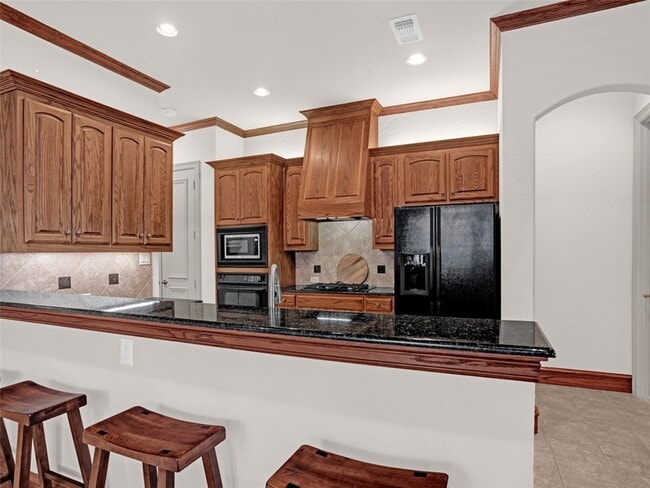 Building Photo - 1832 Hackett Creek Dr