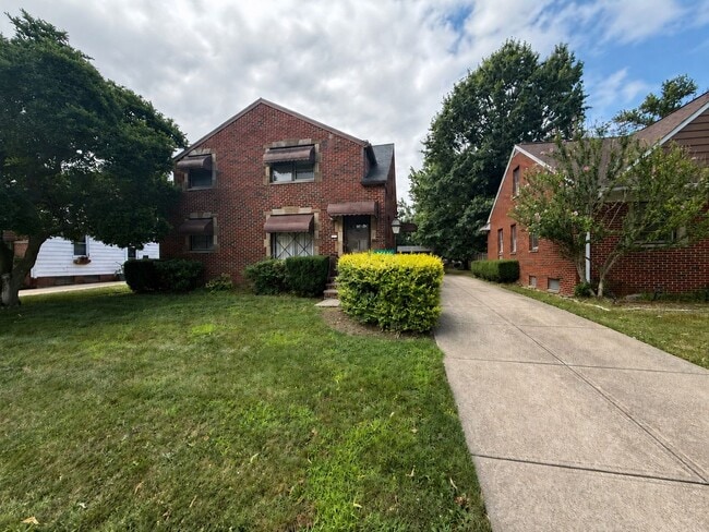 Building Photo - 24550 Puritan Ave