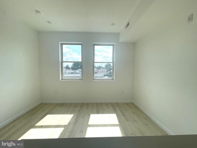 Building Photo - 7248 Rising Sun Ave