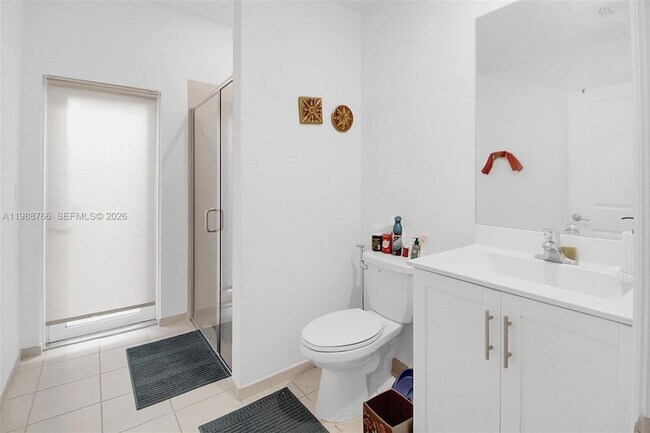 Building Photo - 1382 SE 26th Rd