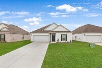 Building Photo - 12822 Sweetleaf Ave