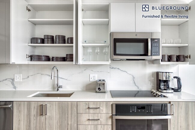 Building Photo - 2009 8th St NW