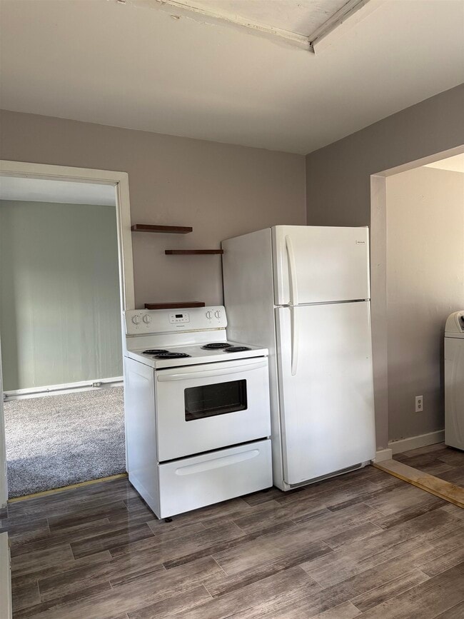 Building Photo - 1304 S 11th St