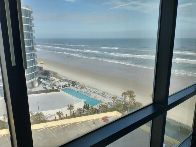 Primary Photo - 1909 S Atlantic Ave