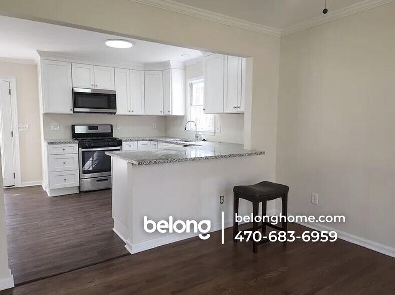 Building Photo - 2485 Zachary Woods Dr NW