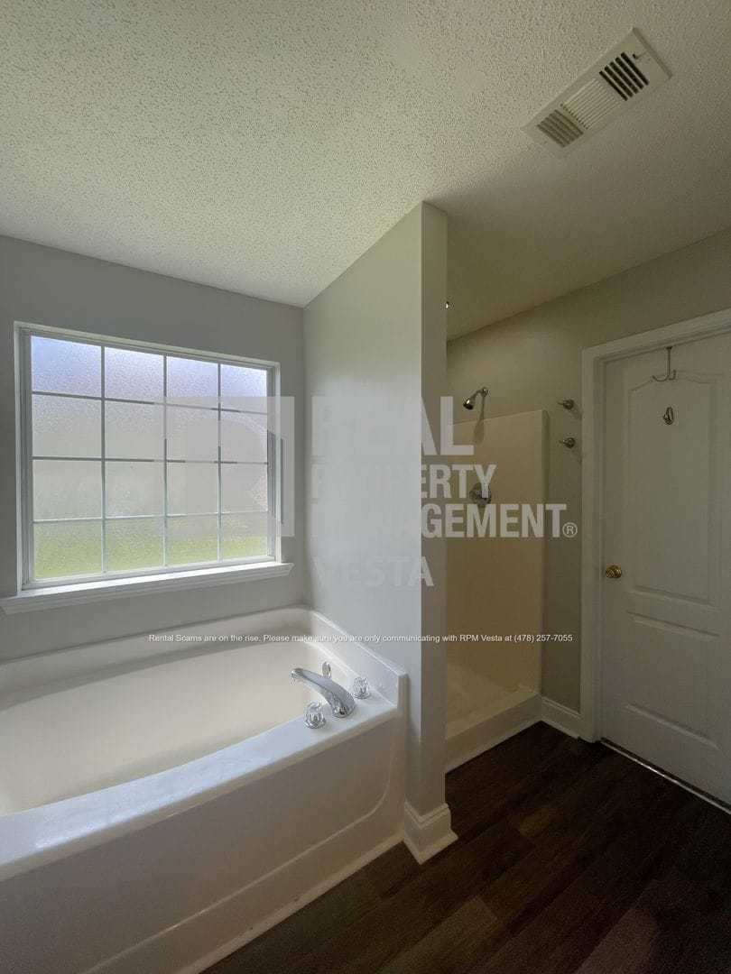 Building Photo - 313 Canterfield Dr