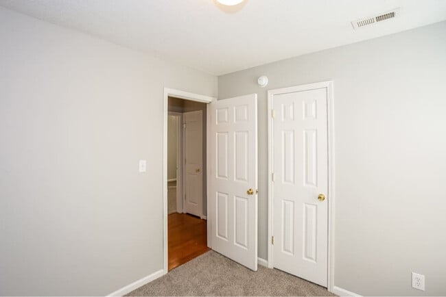 Building Photo - 313 Athens Hills Pl