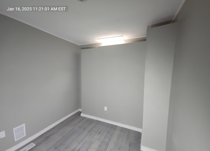Building Photo - 2239 Sidney Ave