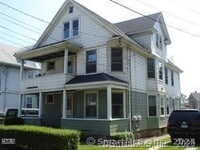 Building Photo - 110 Shippan Ave