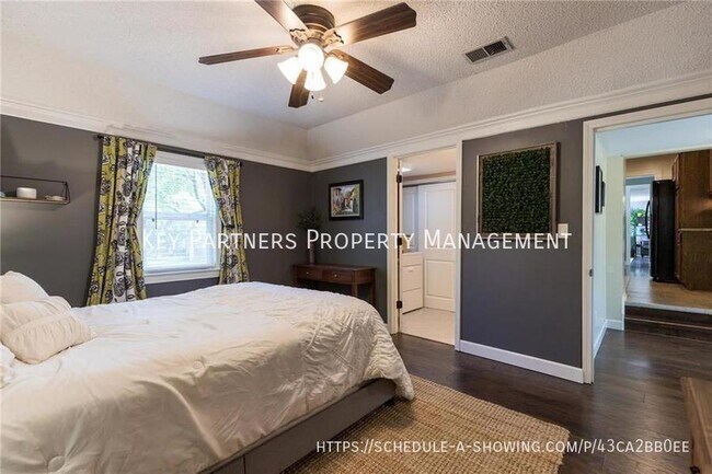 Building Photo - 1309 Linden Rd