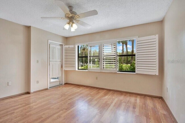 Building Photo - 1328 Pasadena Ave S