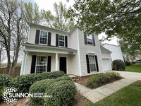 Building Photo - 4 Bed 2.5 Bath House with Great Yard