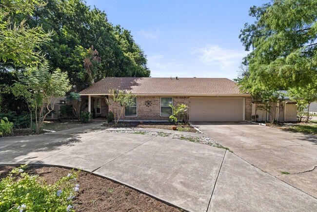 Building Photo - 9513 Braeburn Glen St