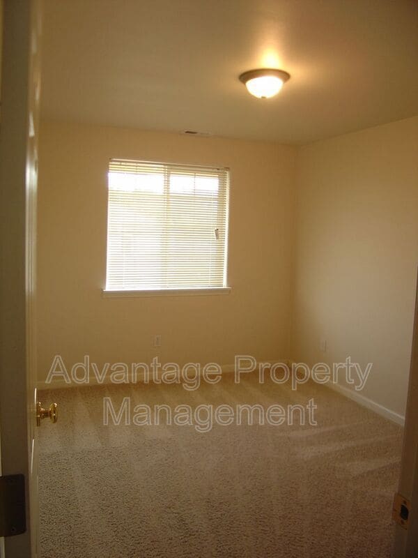 Building Photo - 1016 Quail Glenn Dr