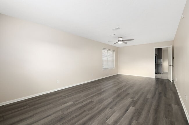 Building Photo - 21039 Vista Trail Ct