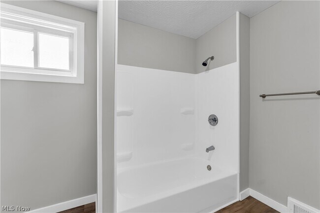 Building Photo - 7210 Colgate Ave