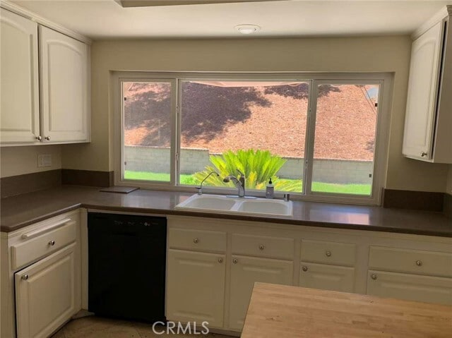 Building Photo - 3400 Hawkwood Rd