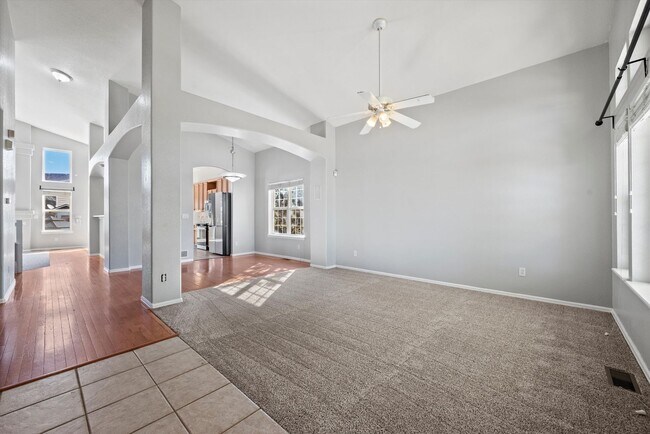 Building Photo - 2258 S Gibralter Way