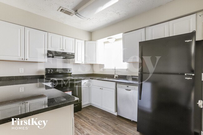 Building Photo - 24134 Silversmith Ln