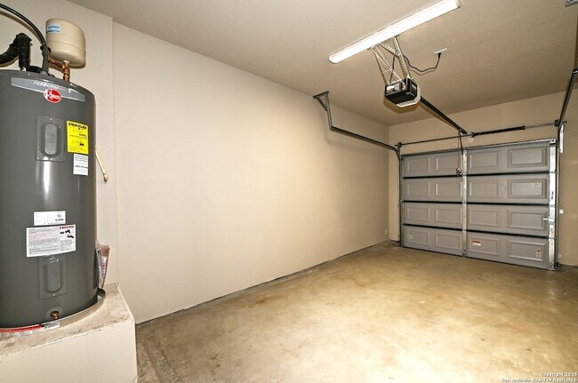 Building Photo - 11318 Clearmine St