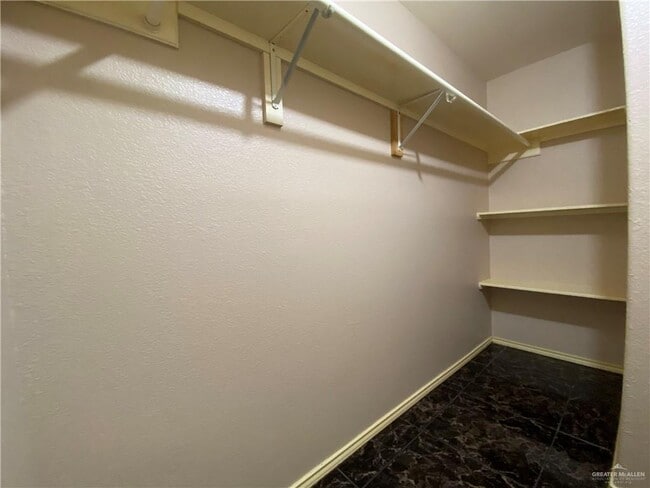 Building Photo - 44 Paseo Encantado