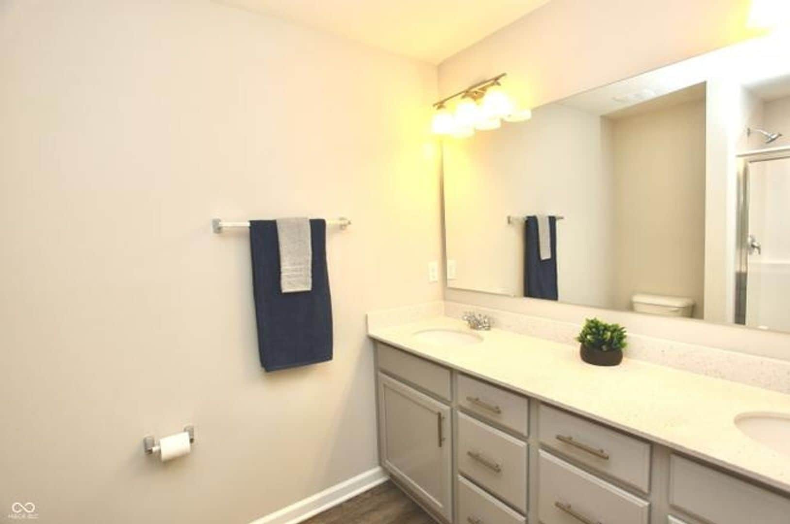 Building Photo - 2942 W New York St