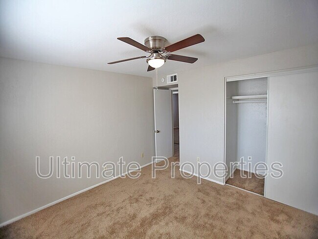 Building Photo - 13036 N 17th Ave