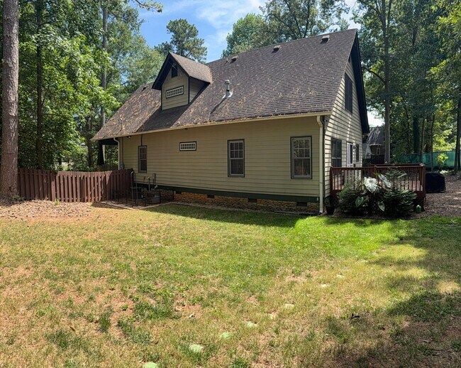 Building Photo - 4 BED/2 BATH PRIVATE DECATUR ESTATE FOR LE...