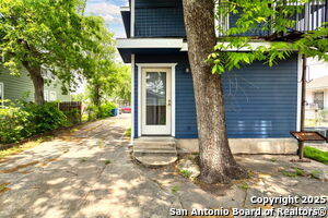 Building Photo - 1334 W Ridgewood Ct