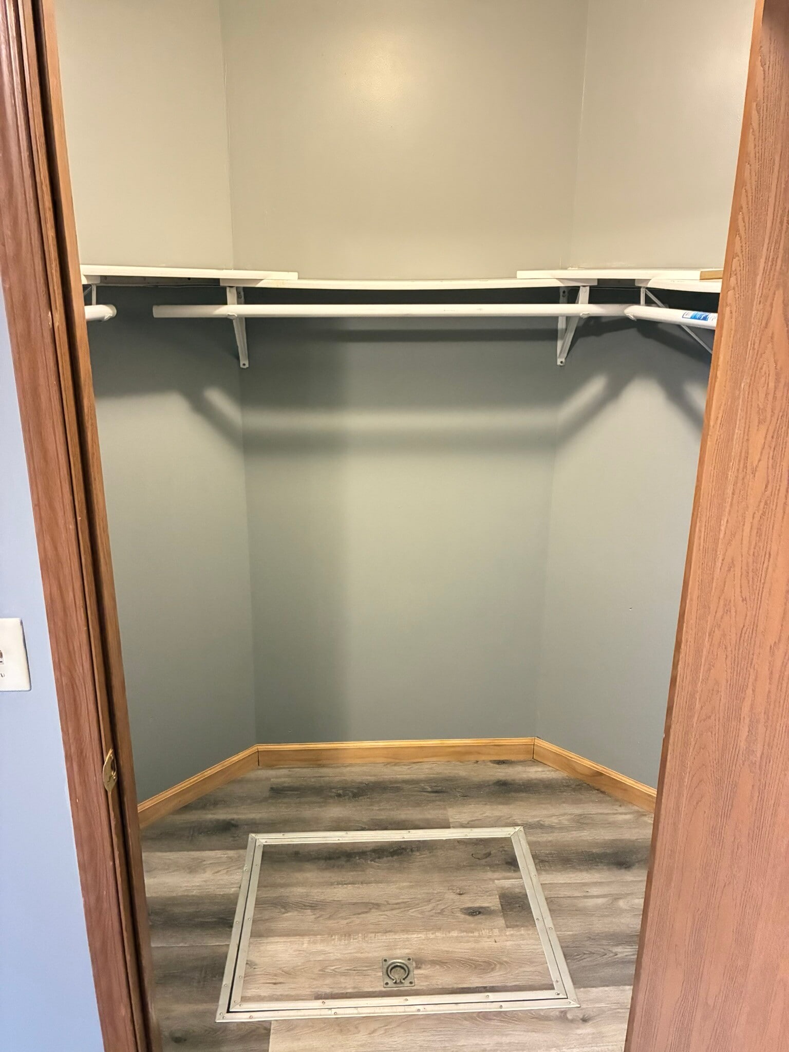 Bedroom 1 Closet - 1940 Ash St