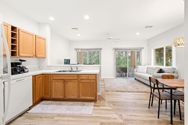 Building Photo - 8927 Sandshot Ct