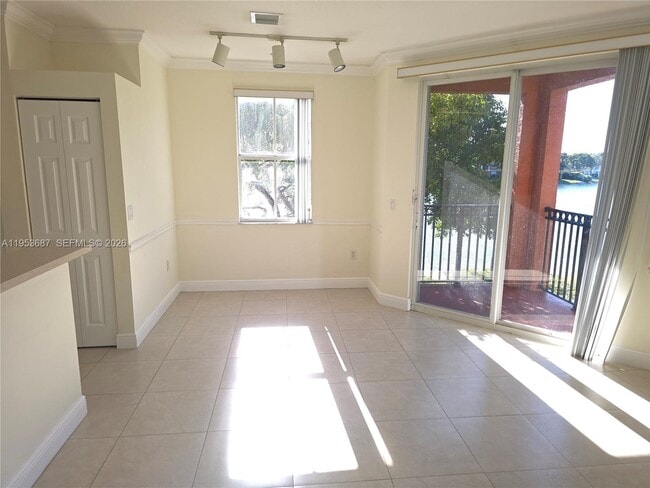 Building Photo - 4600 SW 160th Ave