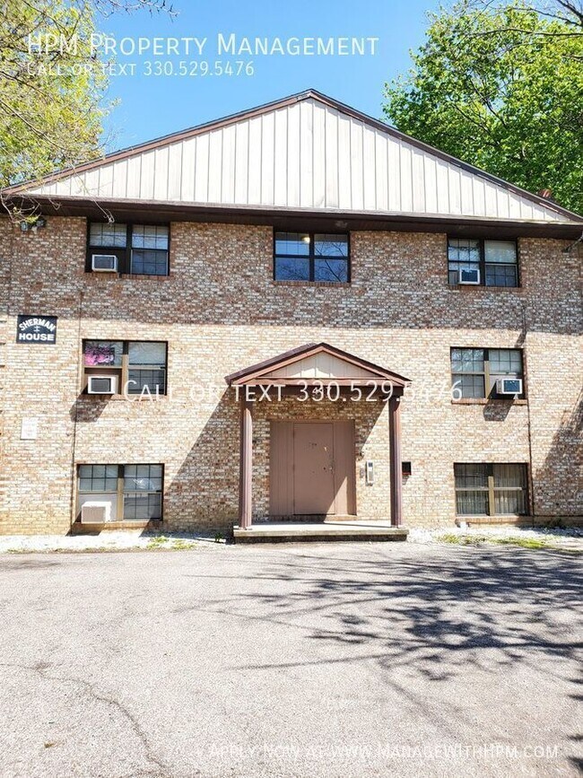 Primary Photo - 417 Sherman St