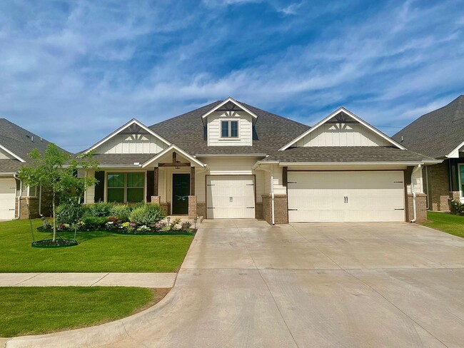 Primary Photo - Beautiful Home Right Off The Turnpike!!