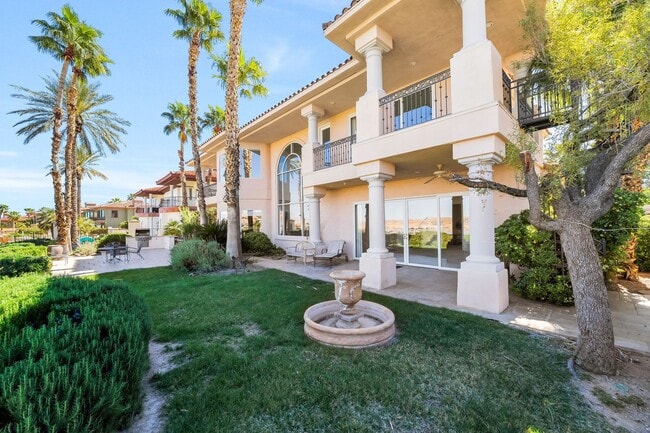 Building Photo - Luxury Lake Las Vegas Estate in Guard-Gated SouthShore Community!