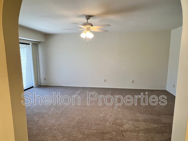 Building Photo - 18942 N 96th Ln