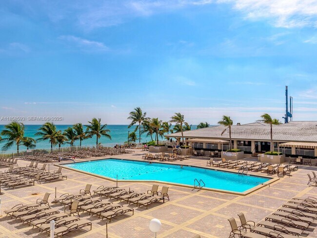 Building Photo - 1950 S Ocean Dr