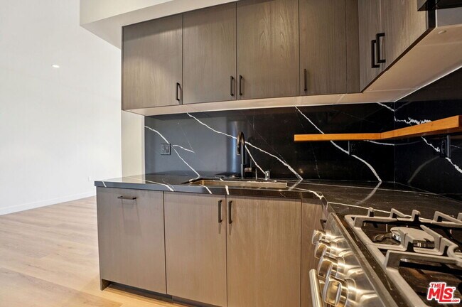 Building Photo - 1110 Spaulding Ave