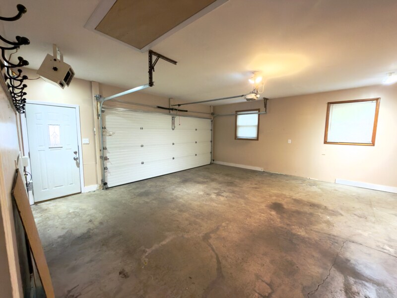 Building Photo - 5246 N 600 W