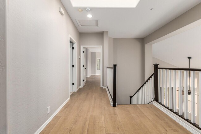 Building Photo - 7690 E San Fernando Dr