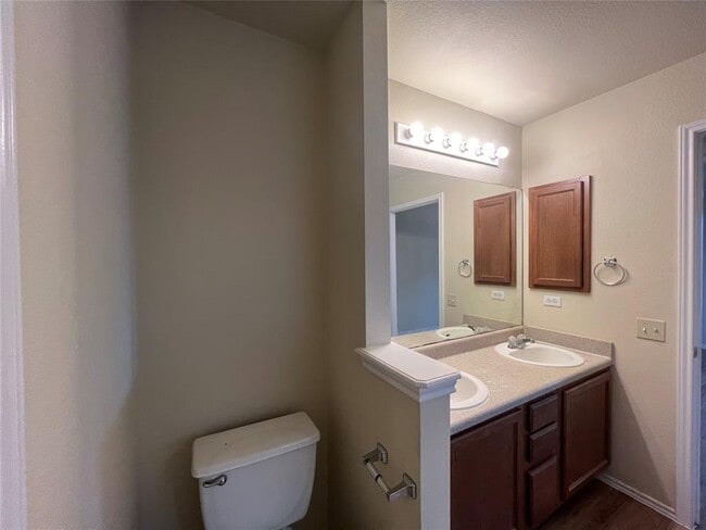 Building Photo - 14200 Briarcreek Loop