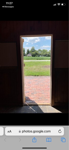 Building Photo - 126 E Park St