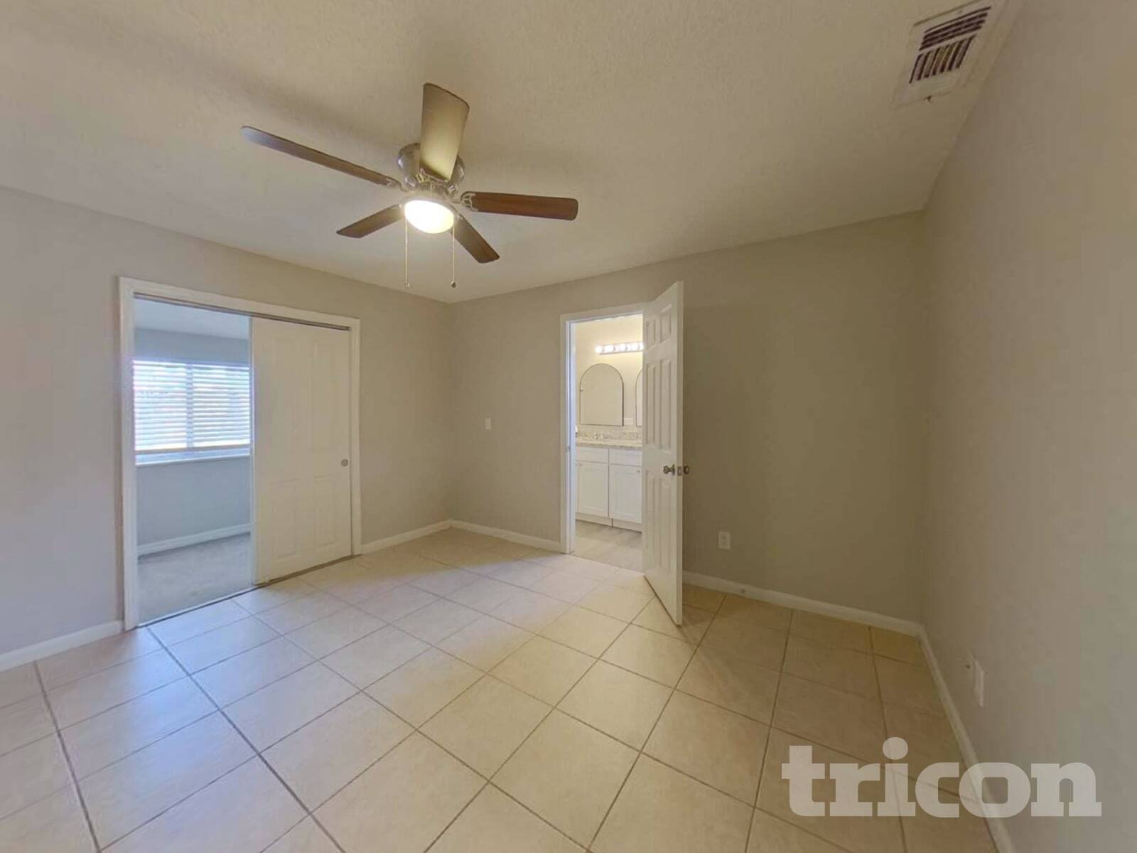 Building Photo - 2541 Brampton Ct