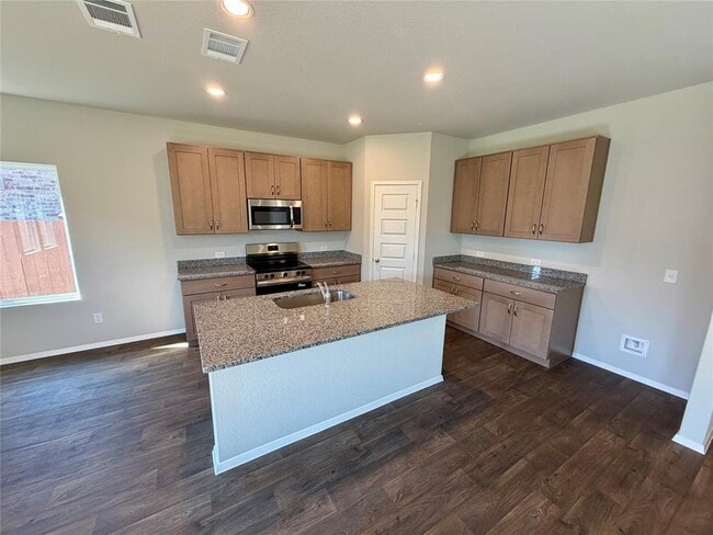 Building Photo - 117 Rocky View Ln