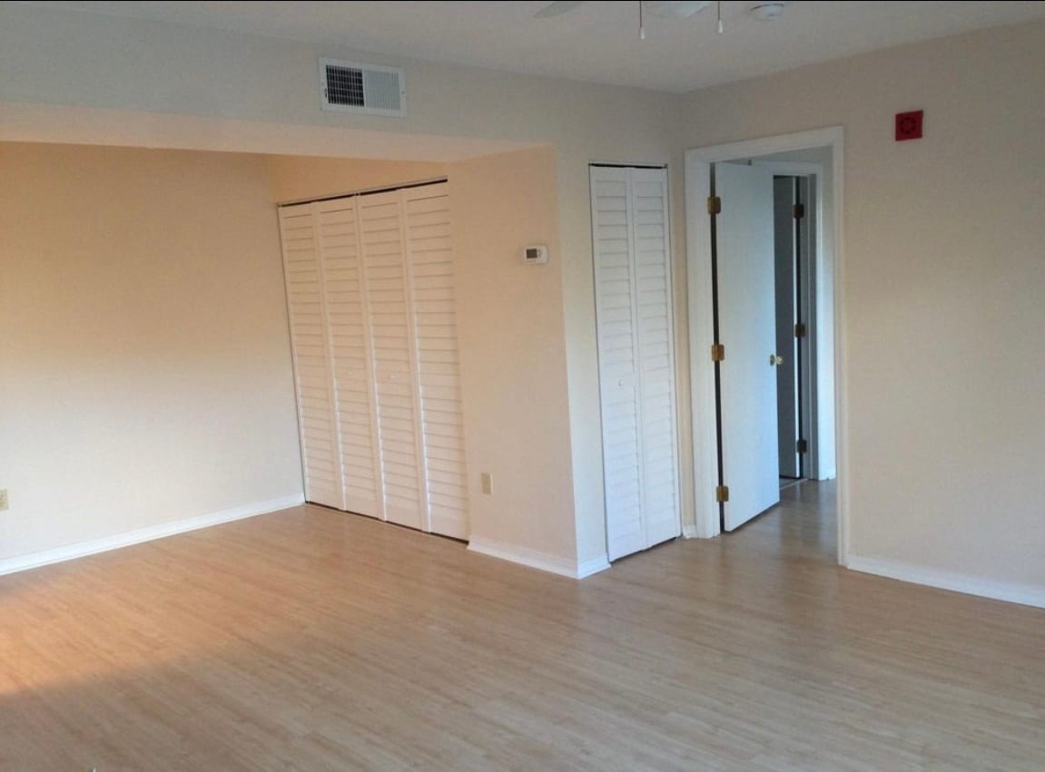 Building Photo - 2360 SW Archer Rd