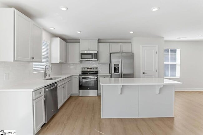 Building Photo - 1130 Bulrush Dr