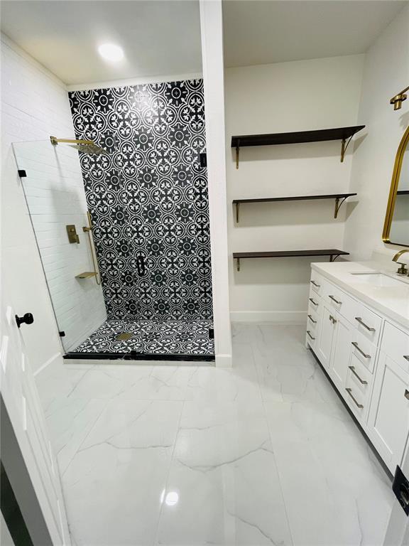 Building Photo - 207 Vizcay Way