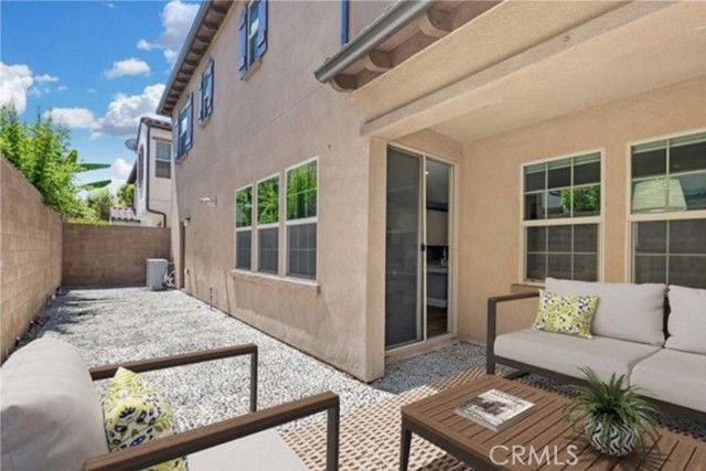 Building Photo - 209 Firefly